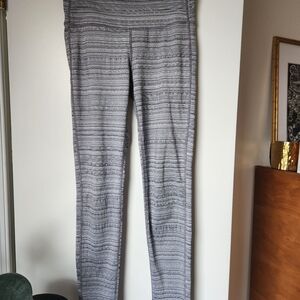 Athleta Chaturanga Leggings Womens S Black White Striped Yoga Pants High Rise UA